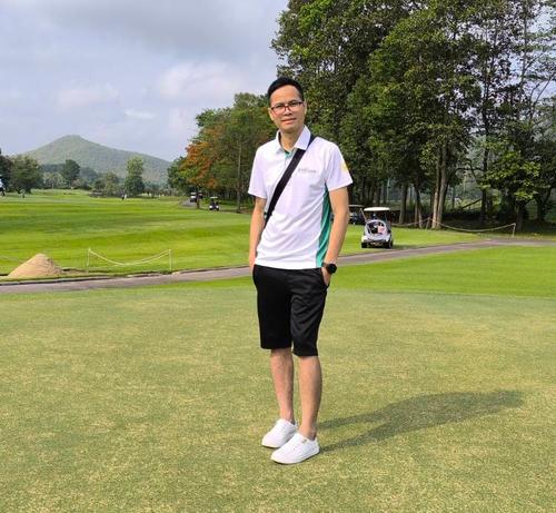 King, Golfasian Webmaster